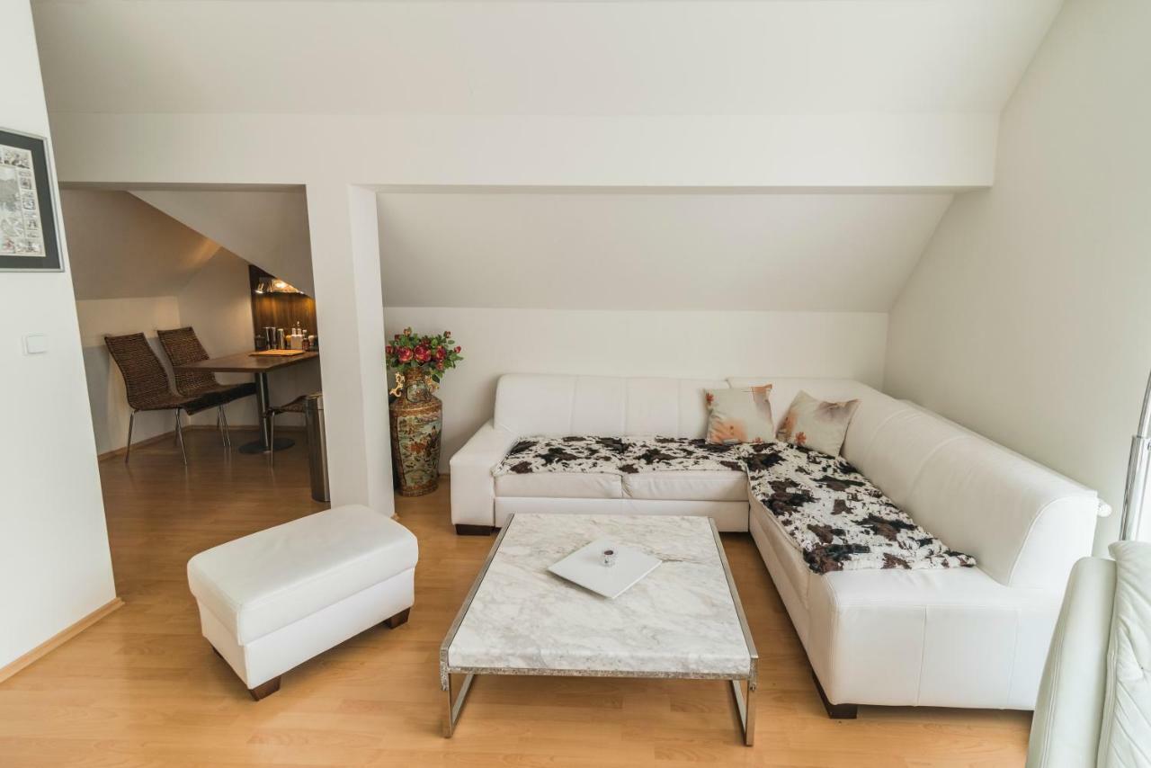 Horsky Apartman Spindleruv Mlyn Krausovy Boudy Buitenkant foto
